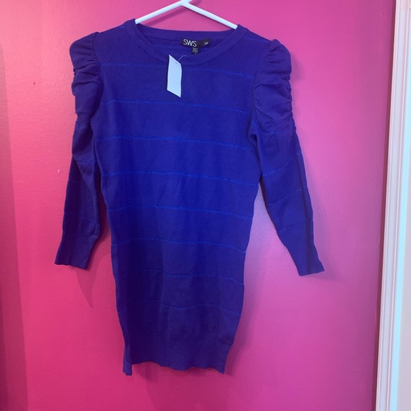 Blue sweater - Picture 1 of 1